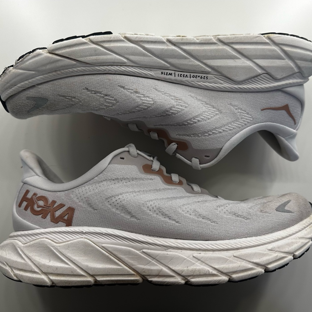 Women’s Hoka Arahi 6